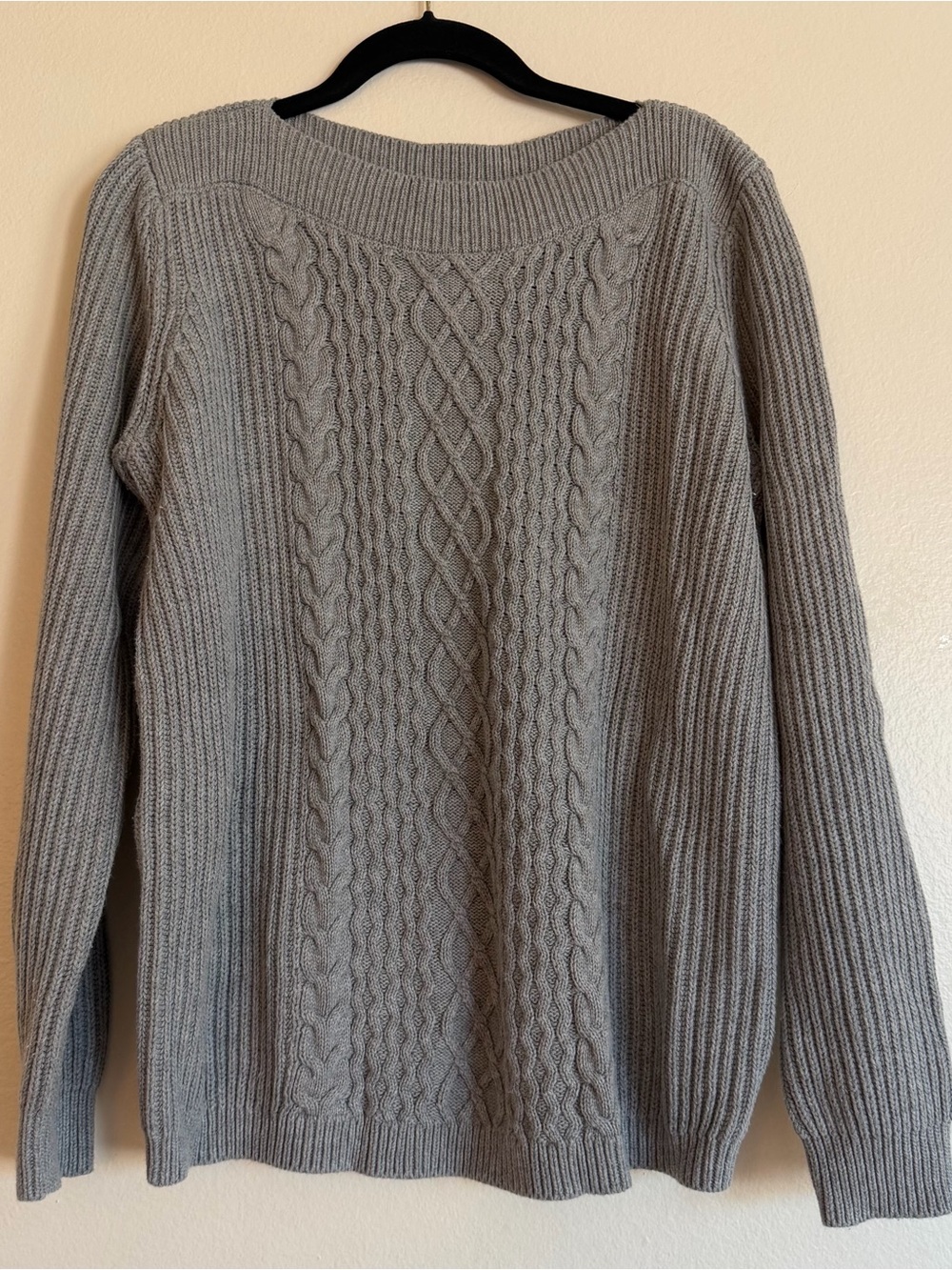 Tommy Hilfiger Light Gray Cable-Knit Crewneck Sweater